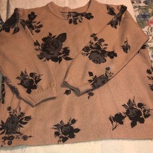 Chelsea & Theodore sweater- M